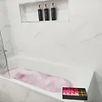 Marreiro's House Algarve - Child Friendy - Private Pool بيت للعطل *