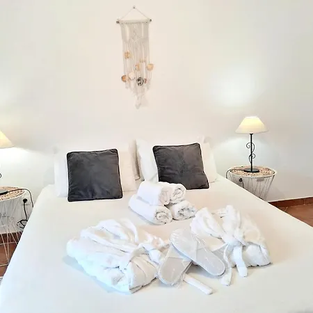 Marreiro's House Algarve - Child Friendy - Private Pool Hébergement de vacances *
