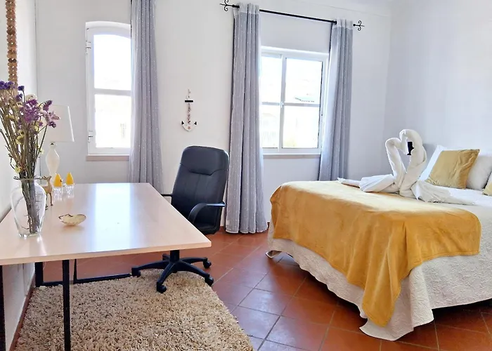 Marreiro's House Algarve - Child Friendy - Private Pool Ferienhaus *